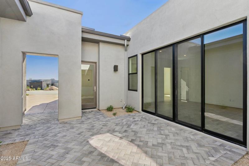 50-web-or-mls-35097-n-83rd-pl