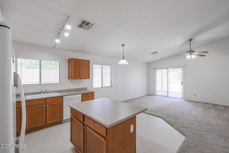 20230803224114733821000000-o