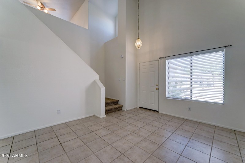 2147 E Robin Lane-5