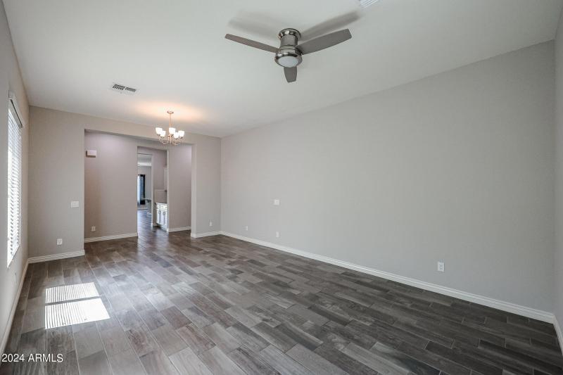 Living room or Flex room 2