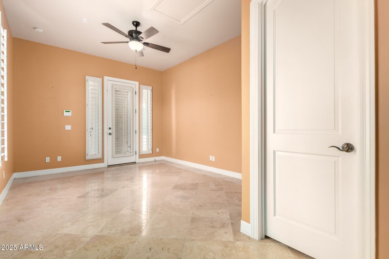 Office with Private Entrance 2