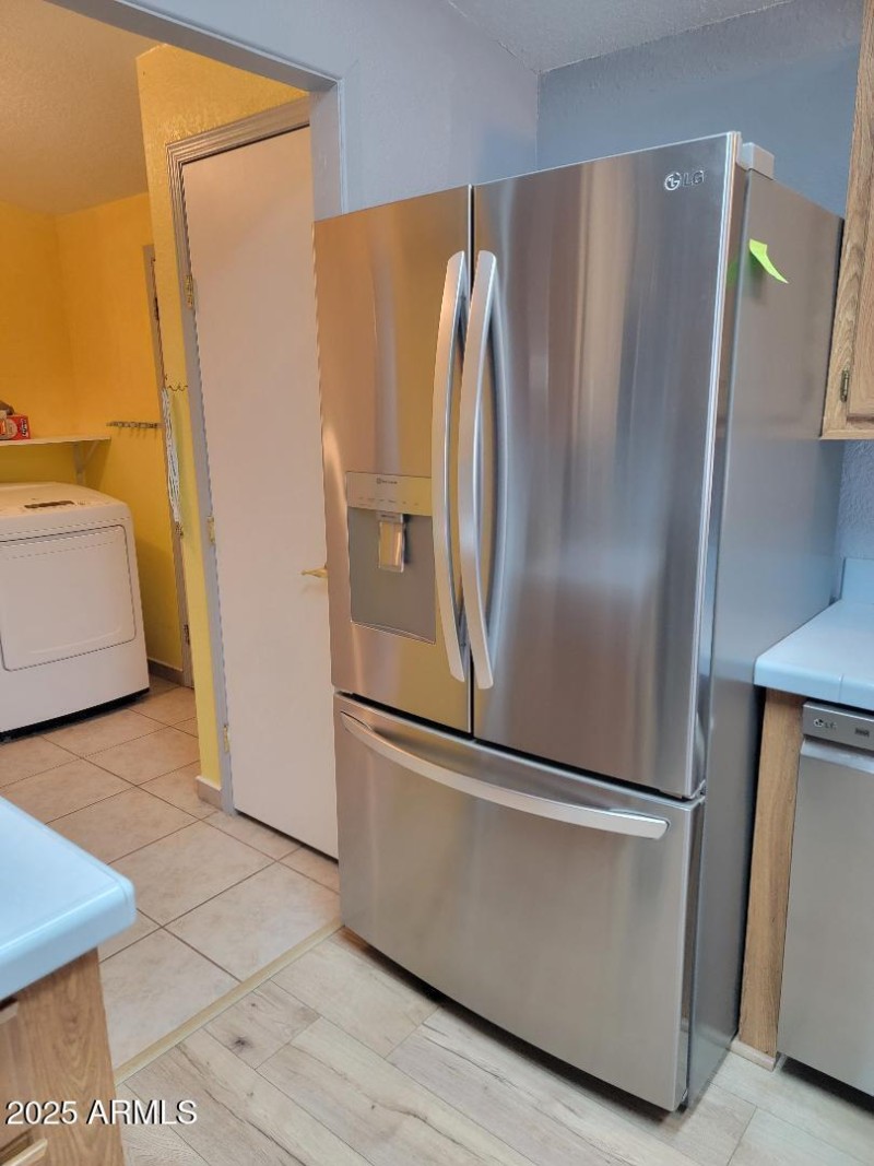 3804 stainless appliances