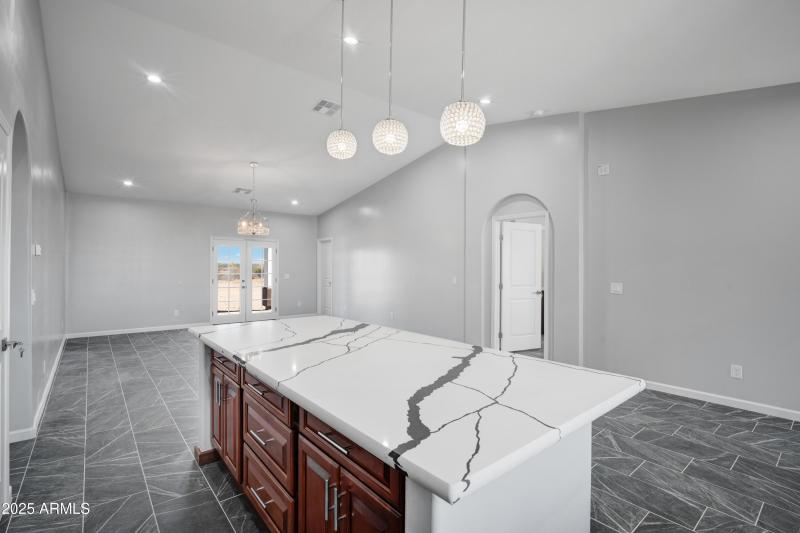 35532 W Chipman Rd-10