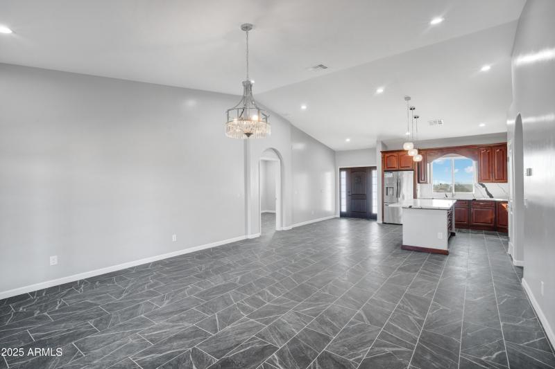 35532 W Chipman Rd-16