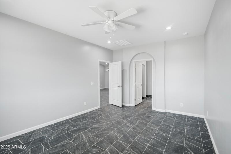 35532 W Chipman Rd-34