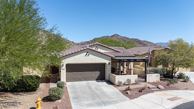 Beautiful Mountain Views!