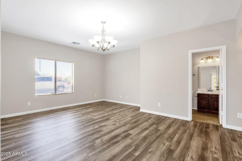 23-web-or-mls-43003-w-magnolia-rd