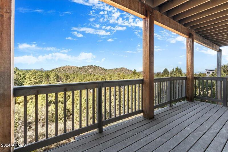 41-Downstairs Covered Deck