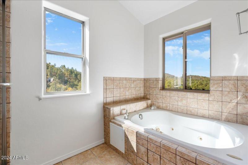 28-Primary Bathroom Bathtub