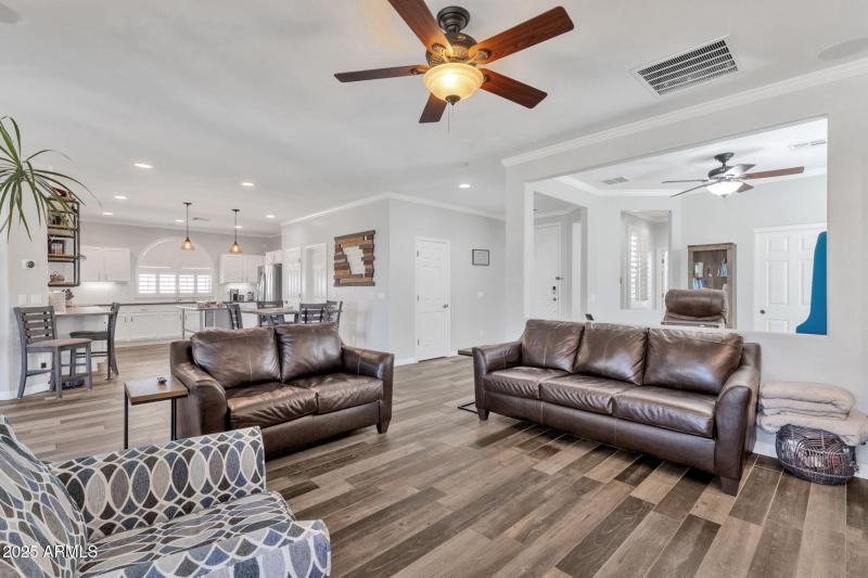 9-web-or-mls-5314-s-barley-way