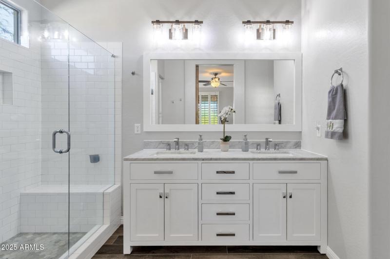 28-web-or-mls-5314-s-barley-way