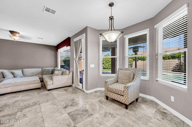 1302 W Winchester Way-7