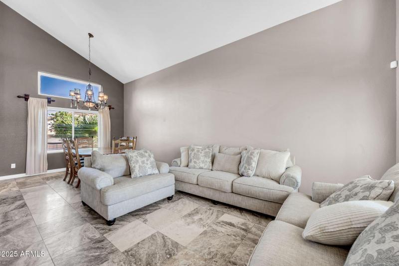 1302 W Winchester Way-11