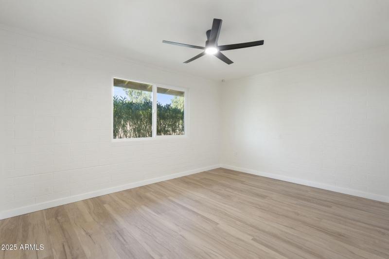 18-web-or-mls-Photo Oct 04 2025, 1 52 40