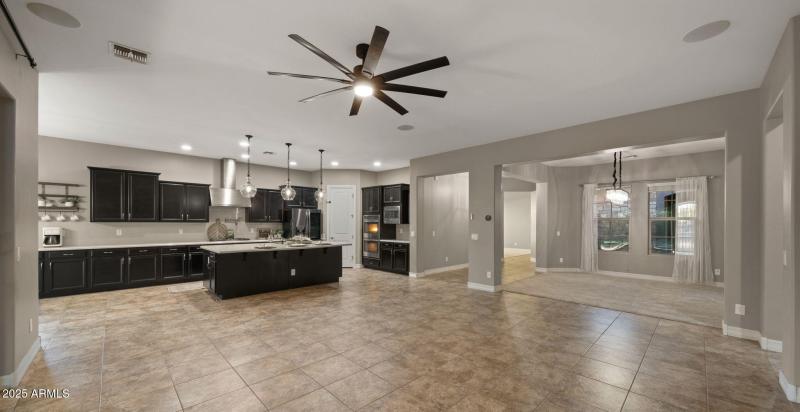 7-web-or-mls-Great Room3