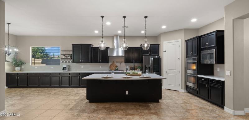 10-web-or-mls-Great Room4