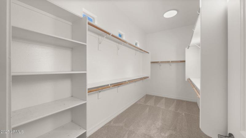 35-web-or-mls-Primary Bedroom4