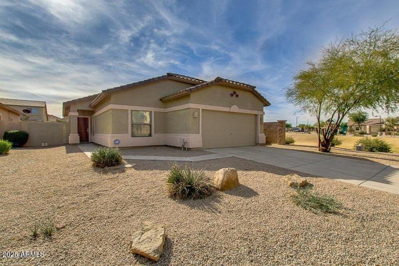 20161215221649844691000000-o