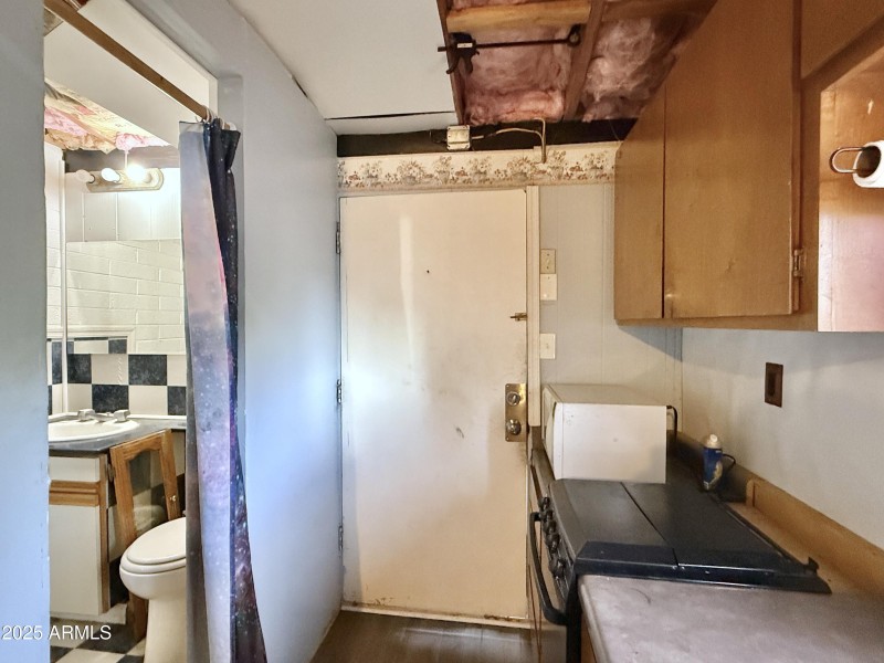 32-Apt Entry off Rear Porch