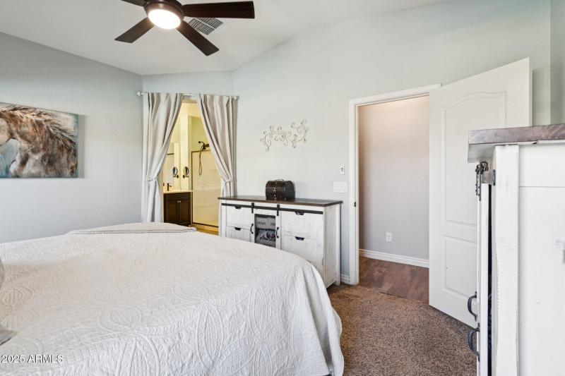 24-web-or-mls-S Stuart Ave-S0710-024