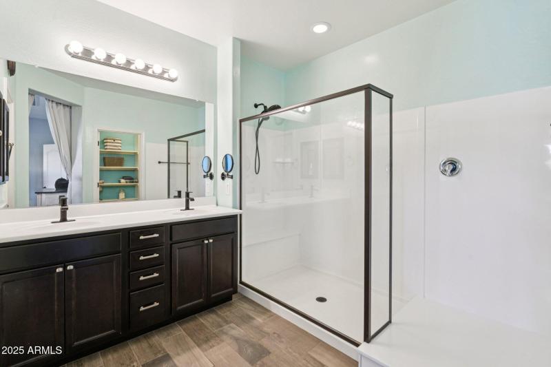 28-web-or-mls-S Stuart Ave-S0710-028