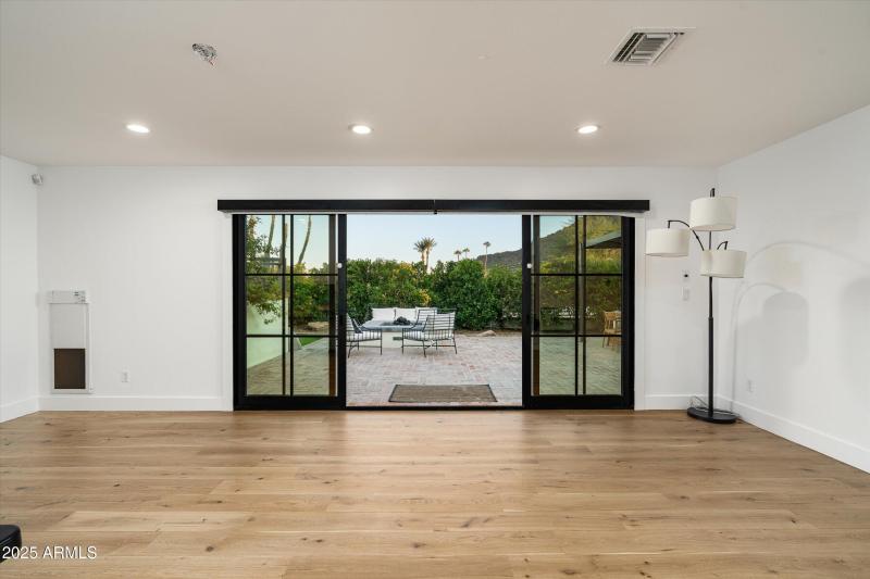 Second Primary/Bedroom 3