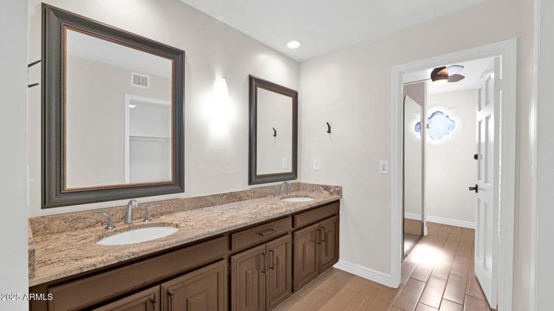 30-web-or-mls-P1177167