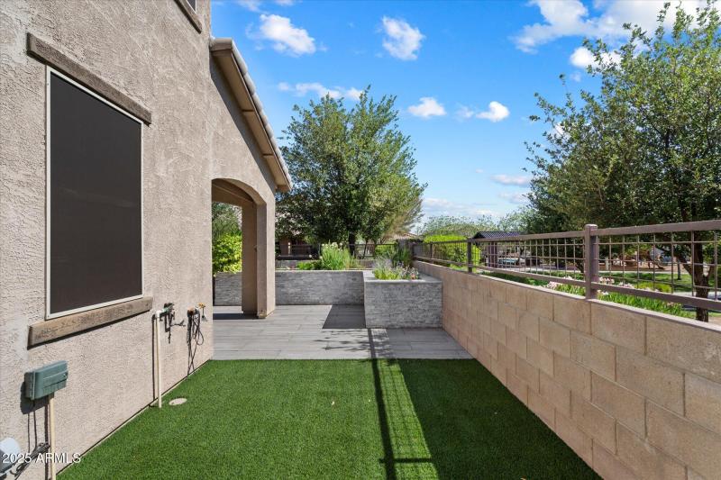 Artifical Grass & Raised Garden Bed