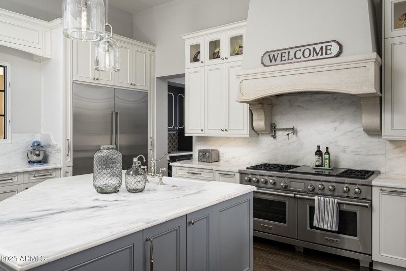 Chef's Kitchen Double Range