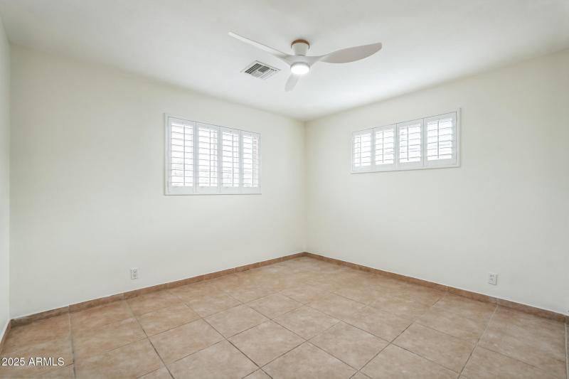 28_457_W_Mulberry_Dr_Phoenix_AZ_85013_US