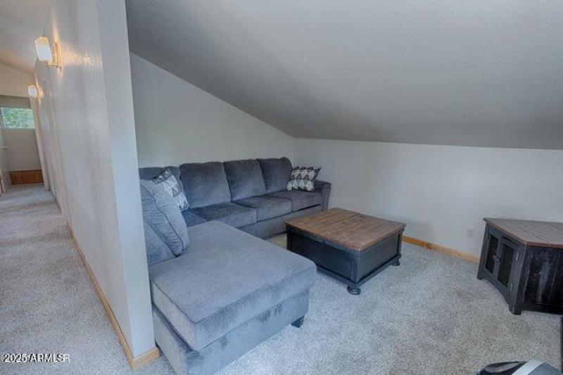 20210611220637841602000000-o