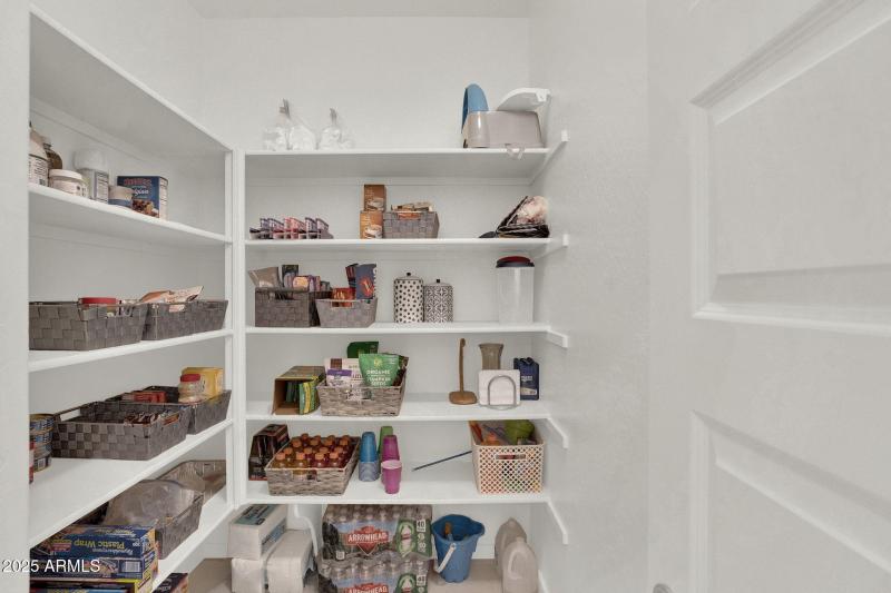 15-web-or-mls-2829 E Virginia St - 15