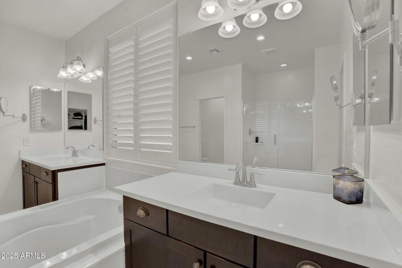 29-web-or-mls-2829 E Virginia St - 24