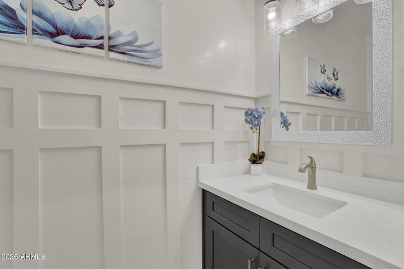 37-web-or-mls-2829 E Virginia St - 39