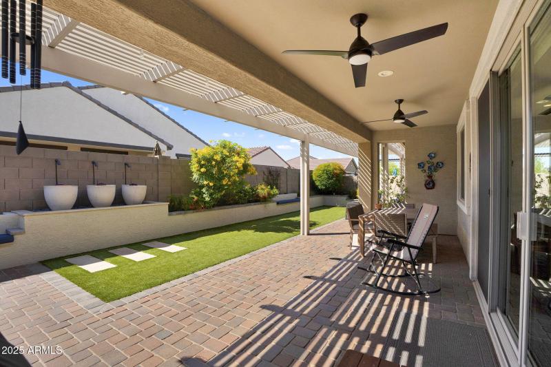 47-web-or-mls-2829 E Virginia St - 41