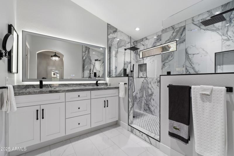 1 of a Kind Spa-Style Bathrm