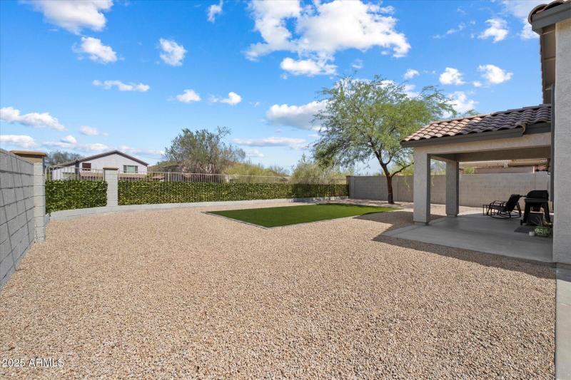 Plenty of Room to Play!!