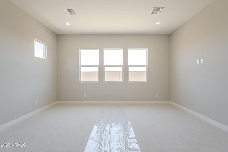 28-web-or-mls-Blakely-28