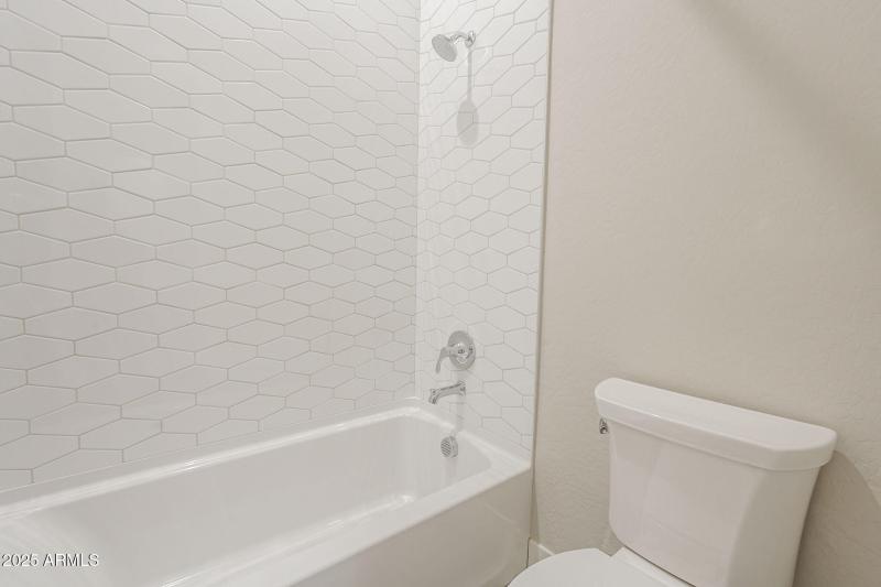 51-web-or-mls-Blakely-51