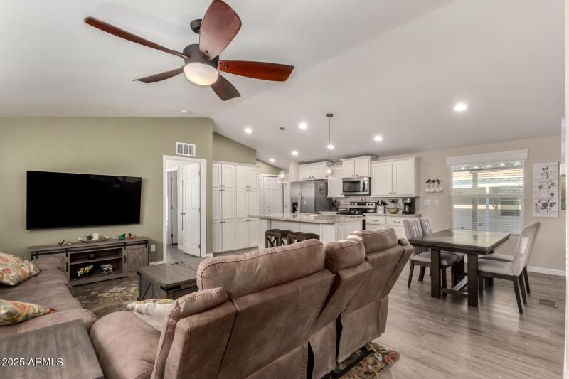 10 - University 9333 #110