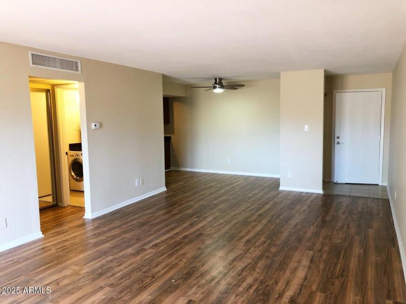 entry - 7350 N. Via Paseo Del Sur