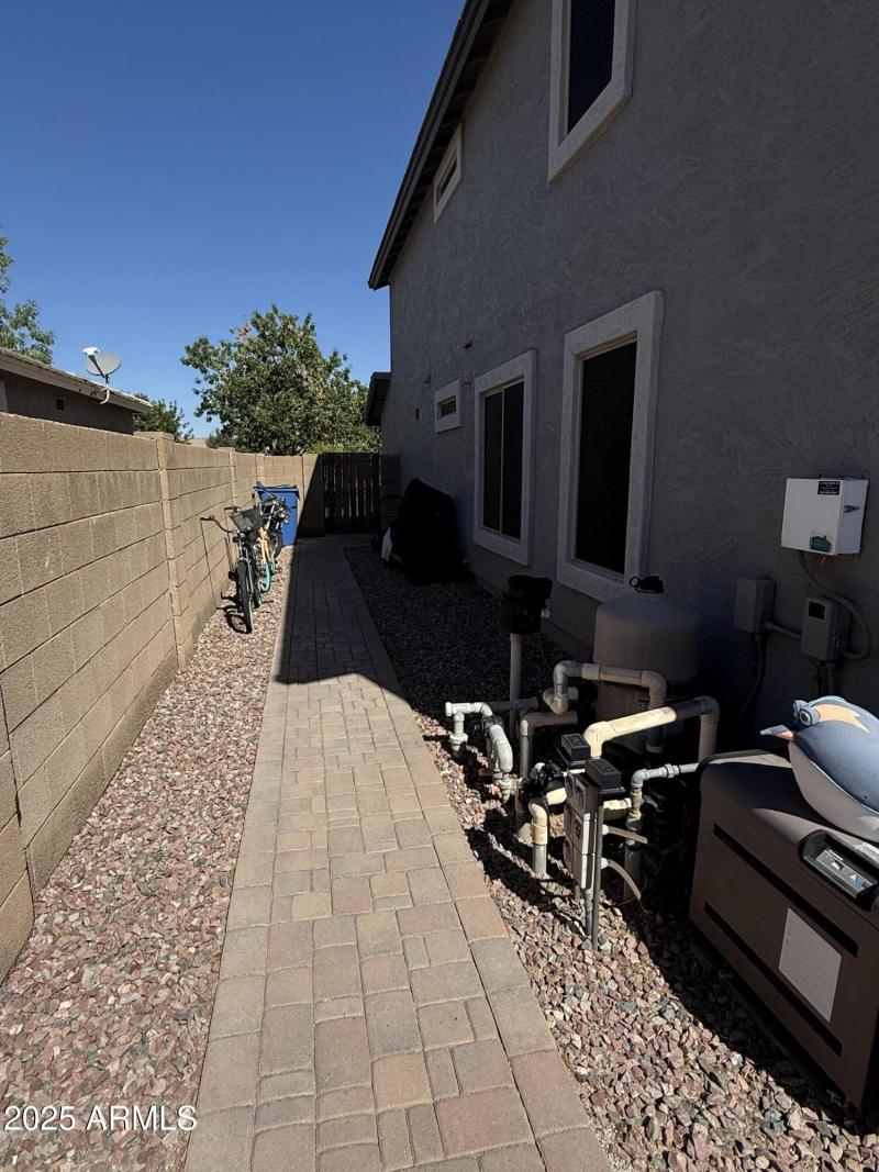 2016309A-F84D-4079-AA3F-9C3F1B7EB7EC