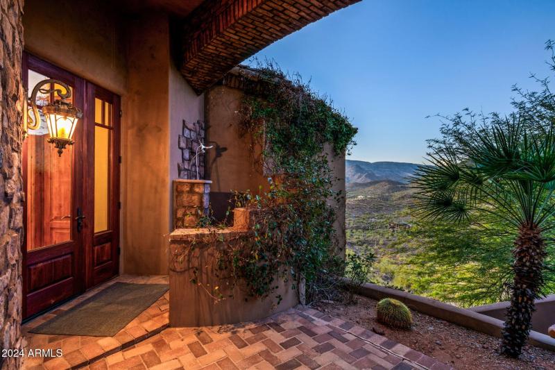 1 of 2 Outdoor Showers