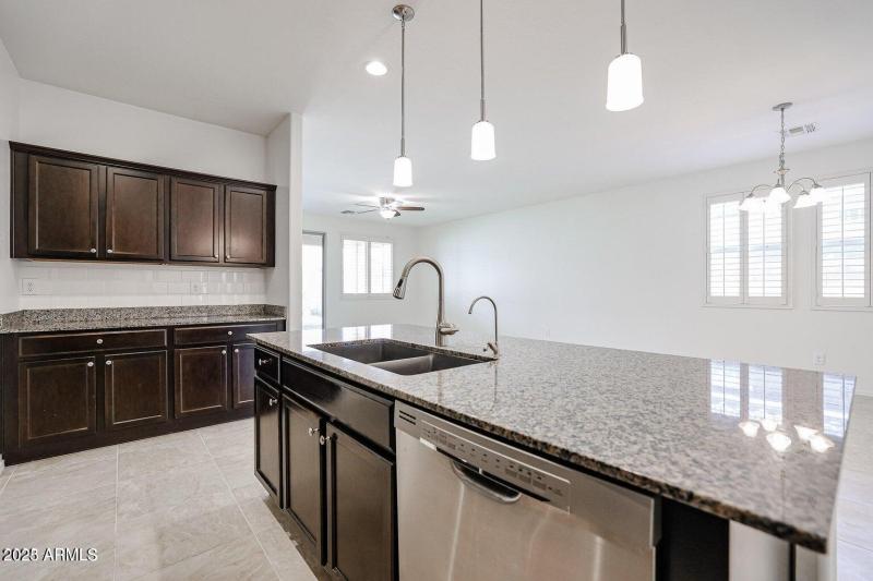 20240413212728008649000000-o