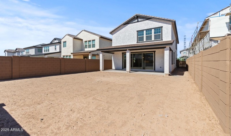 ML Lot #79 Back Exterior 3 (Large)