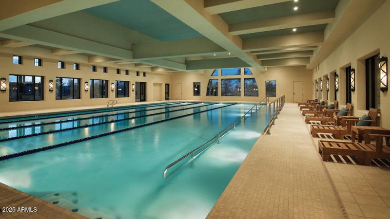 RRAZ-Slideshow---Indoor-Pool-with-lap-La