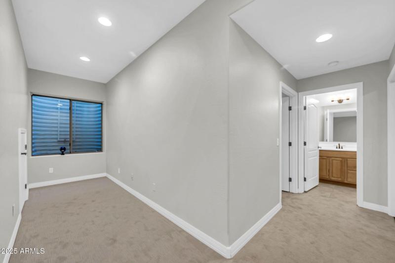 4213 E Edgemont Avenue, Phoenix