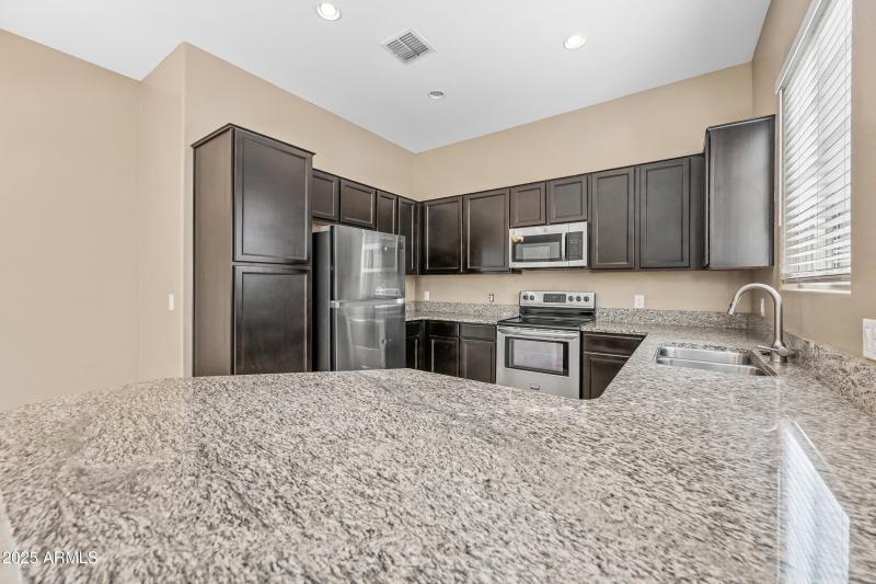 7-1367SCCD1131-ocupix