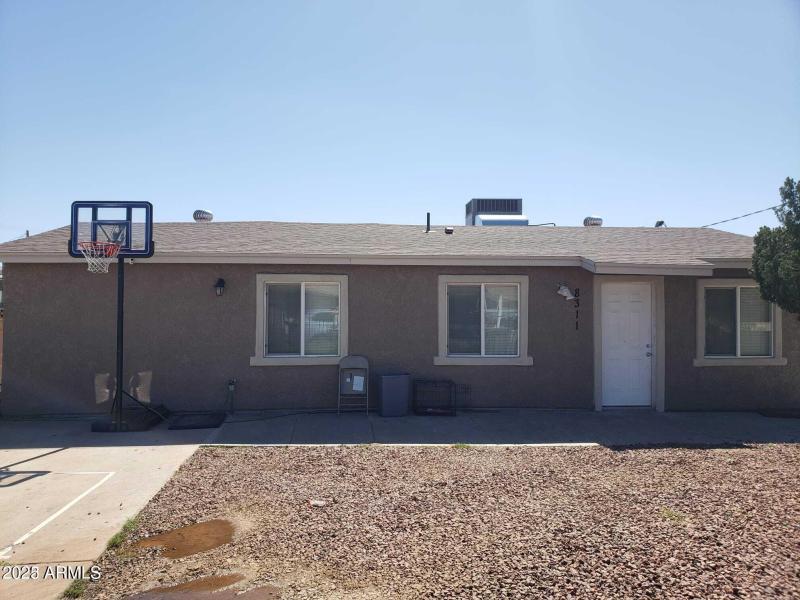 Front of Peoria house