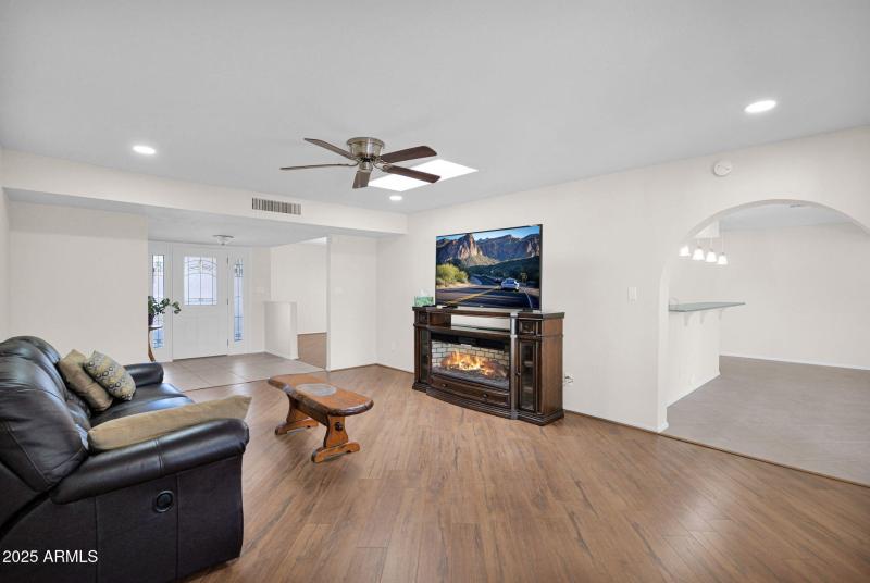 23-web-or-mls-P1315649